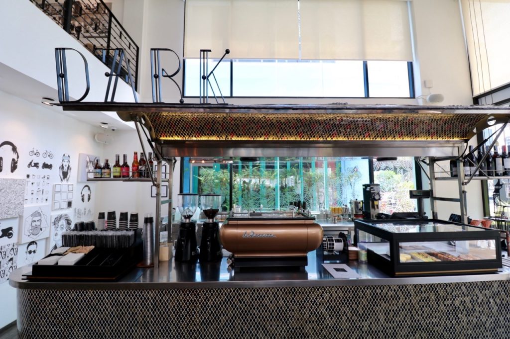 D'Ark coffee counter